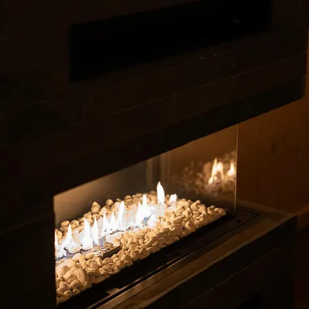 Holmen Husky Lodge Άλτα