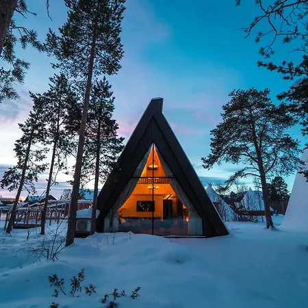Lodge Forest Suites By Holmen Husky *