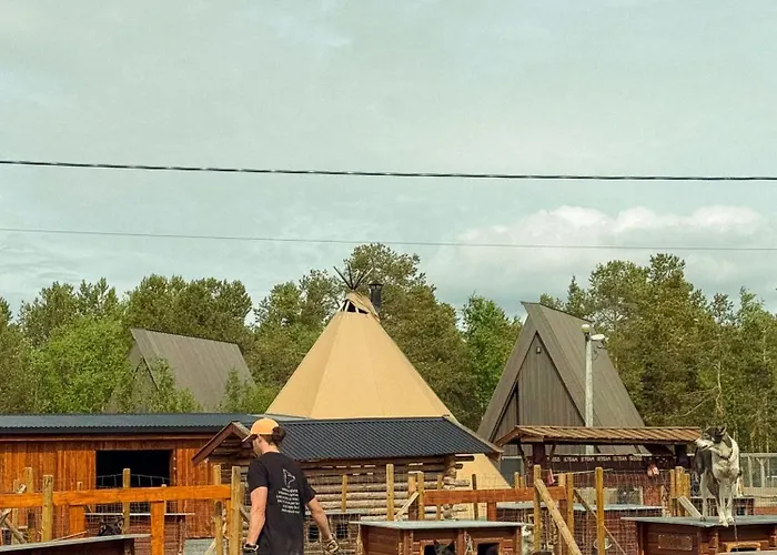 Lodge Holmen Husky Alta